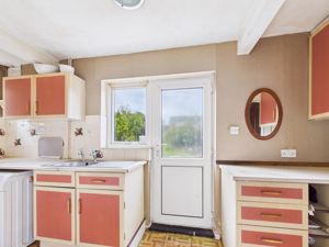 Photo 15- click for photo gallery